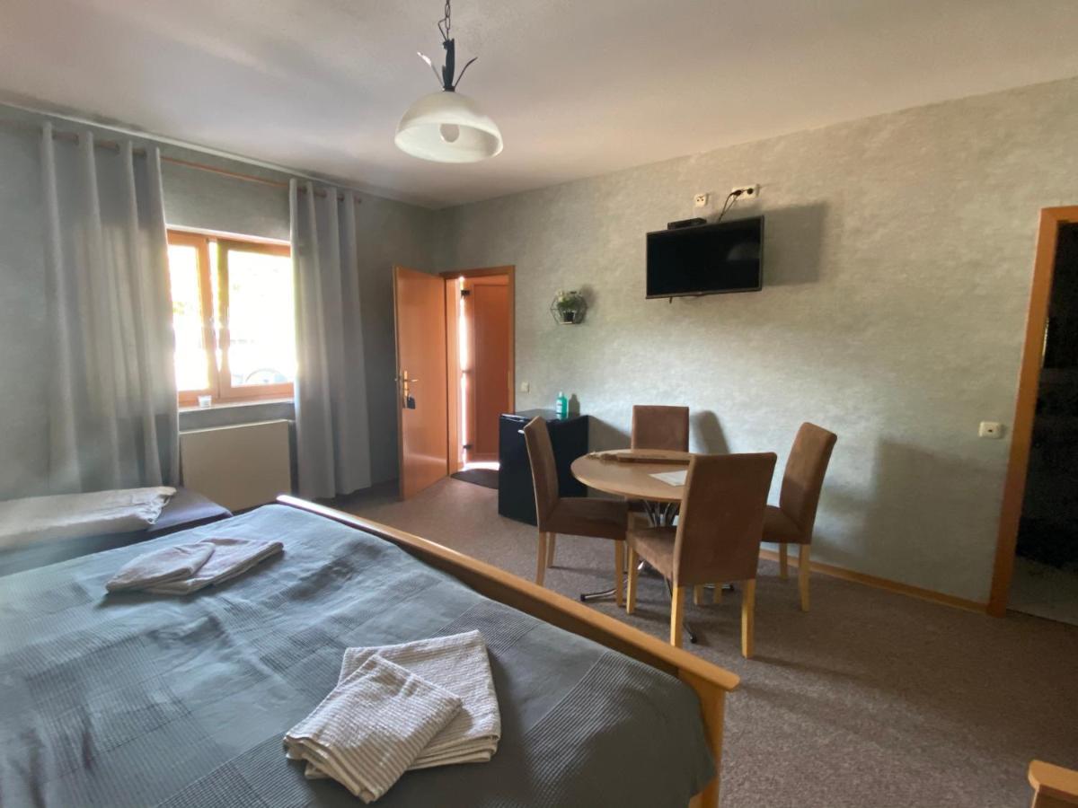 Rooms4Ring Privatzimmer Am Nurburgring Quiddelbach Ngoại thất bức ảnh