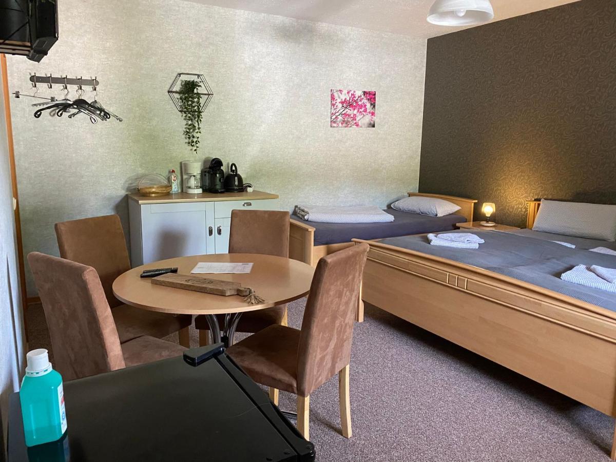 Rooms4Ring Privatzimmer Am Nurburgring Quiddelbach Ngoại thất bức ảnh