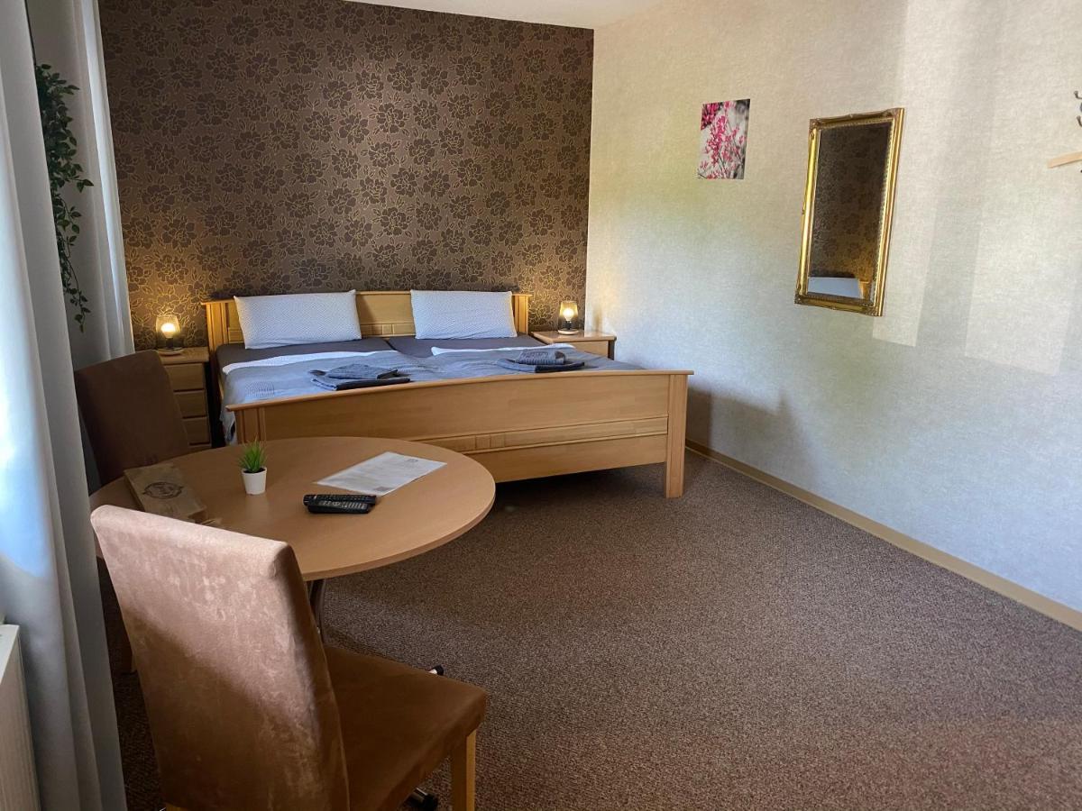 Rooms4Ring Privatzimmer Am Nurburgring Quiddelbach Ngoại thất bức ảnh