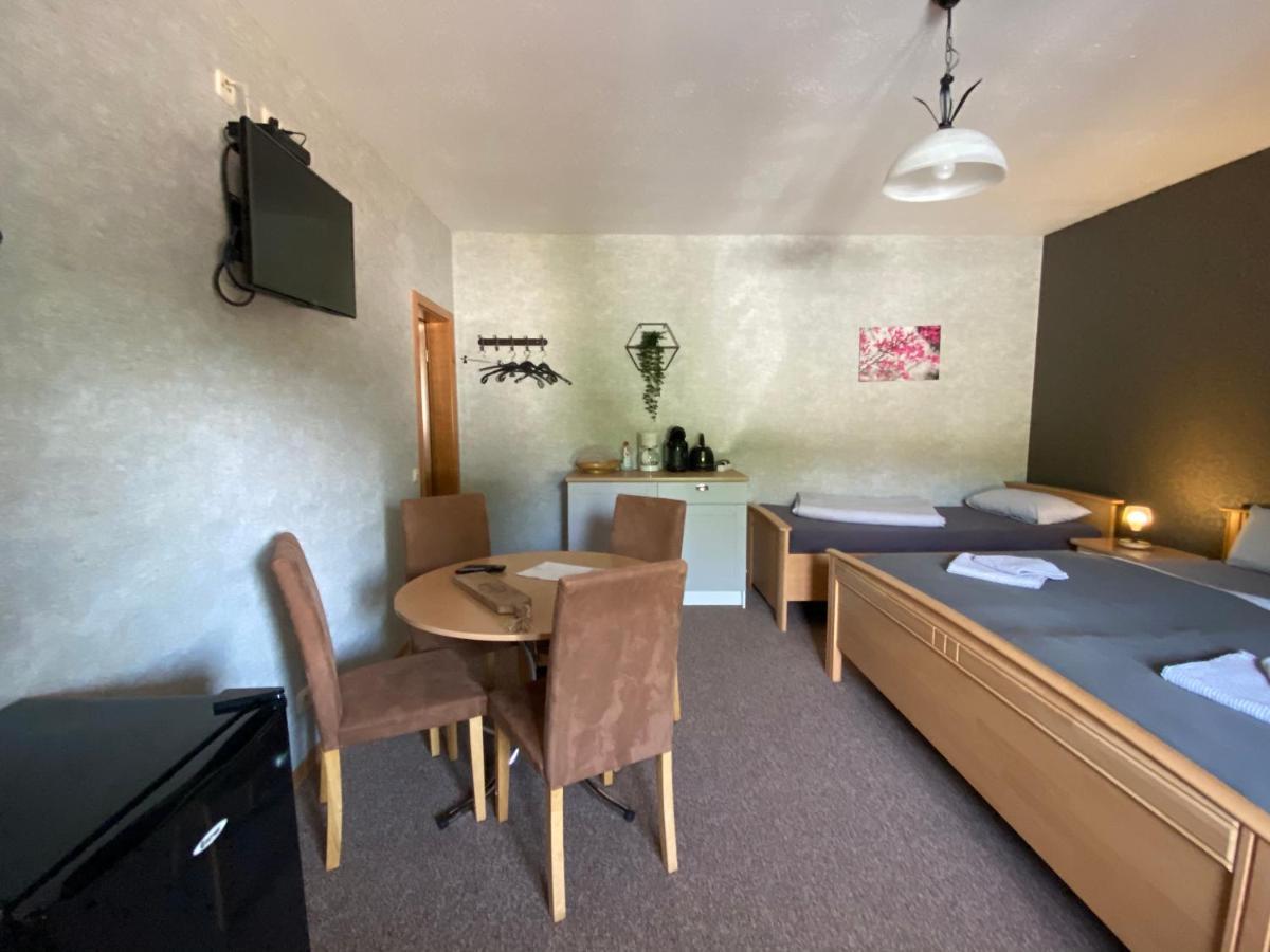 Rooms4Ring Privatzimmer Am Nurburgring Quiddelbach Ngoại thất bức ảnh